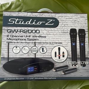 New Studio Z two Channel UHF Wireless Microphone System